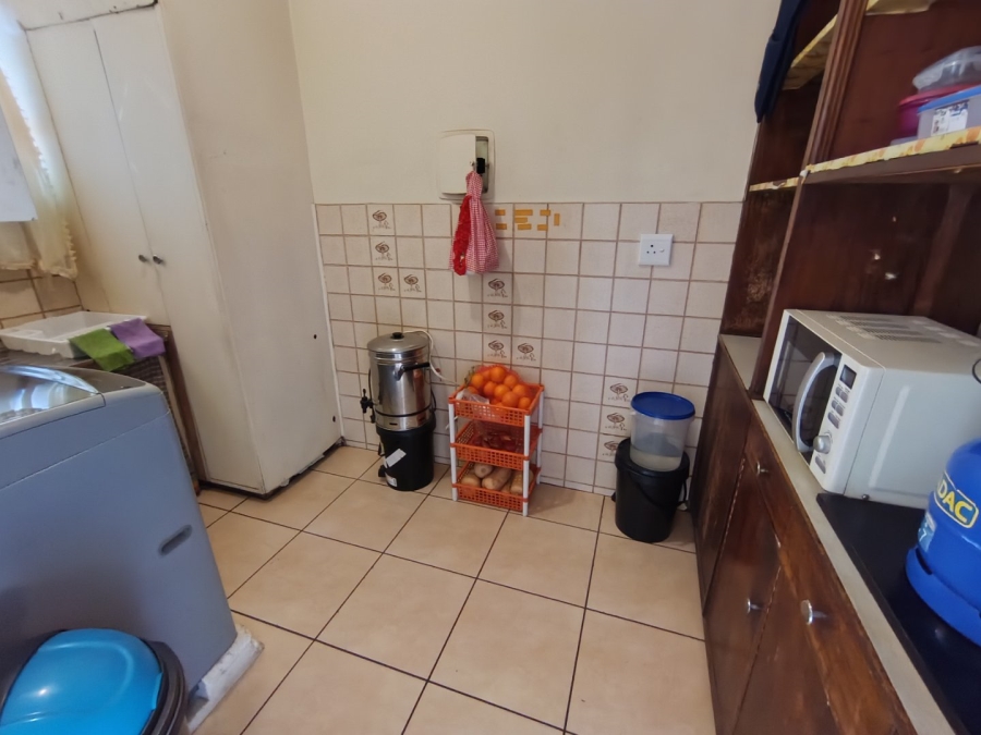 To Let 1 Bedroom Property for Rent in Bloemfontein Free State
